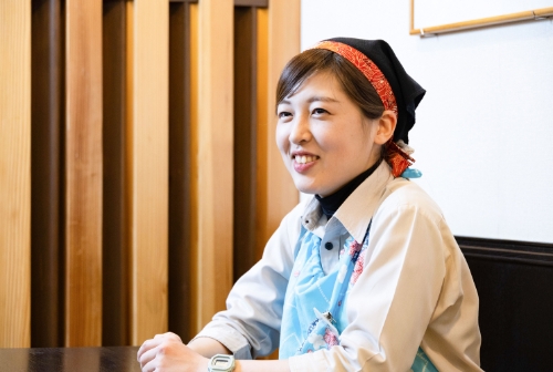 菊寿し別館で働く八木星歌さん