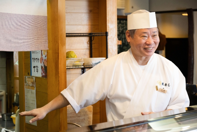 仕事について語る山崎季広さん